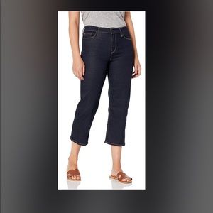 Brand New Hudson Jeans: Stella Midrise Crop Straight Leg Size 30